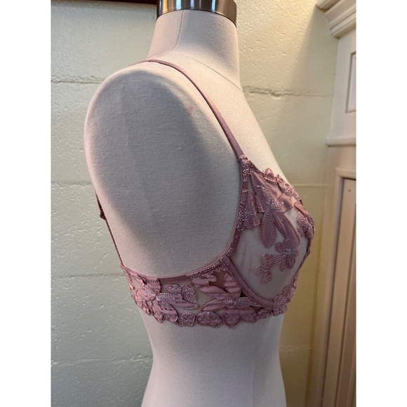 Victoria's Secret Pink Lace Bra 34C - Picture 4 of 8